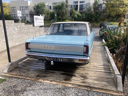 1968 Chrysler Valiant 225