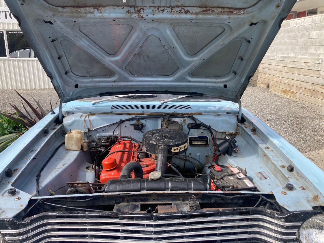 1968 Chrysler Valiant 225