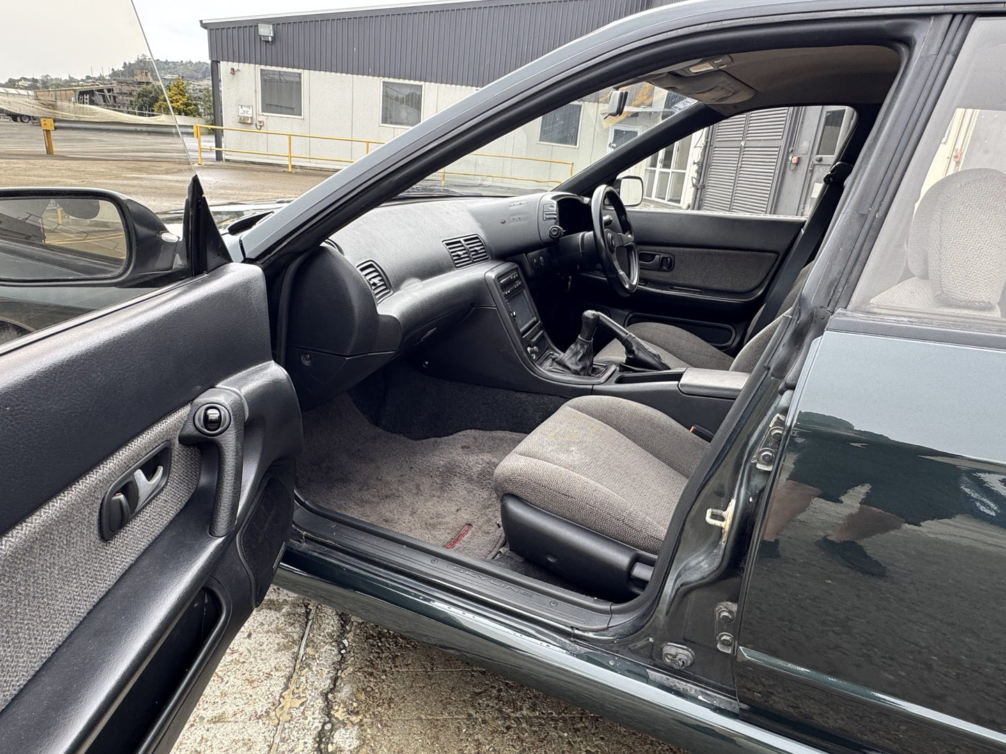 1991 Nissan Skyline GTS-4 5 speed