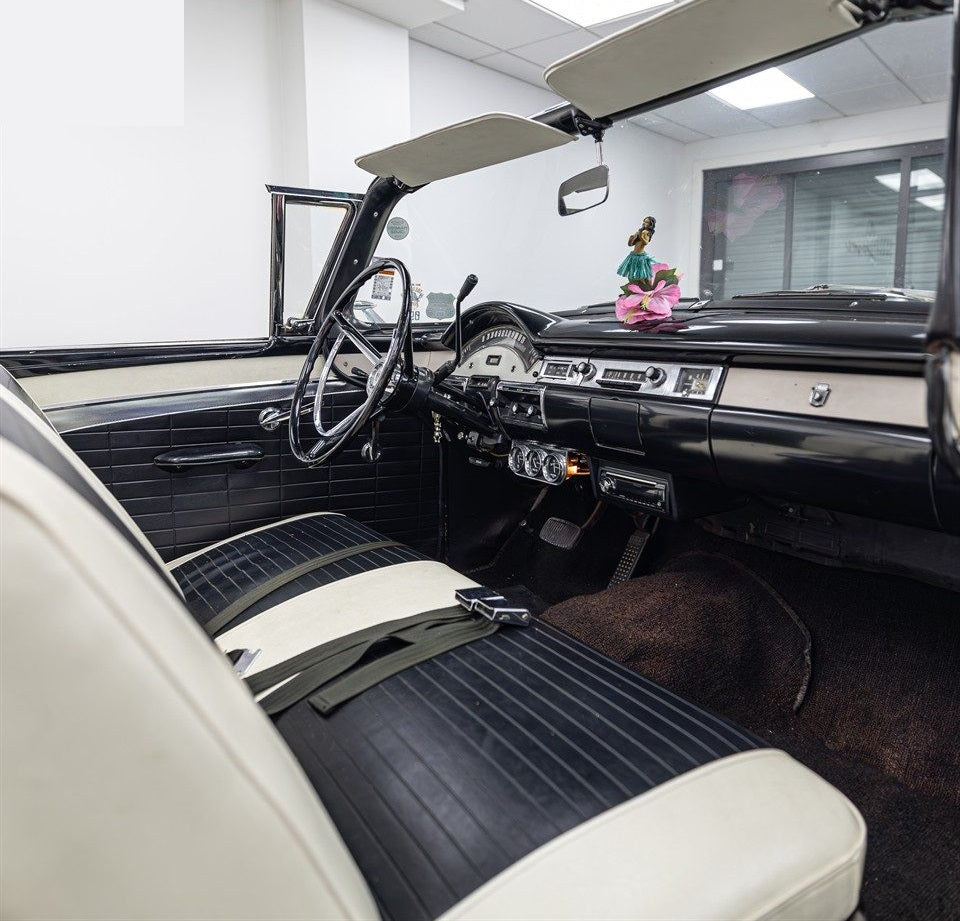 1957 Ford Fairlane Sunliner