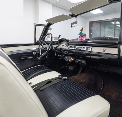 1957 Ford Fairlane Sunliner