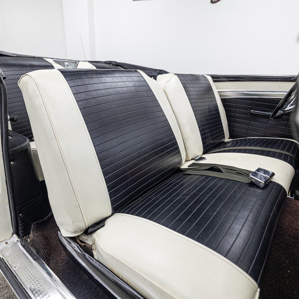 1957 Ford Fairlane Sunliner