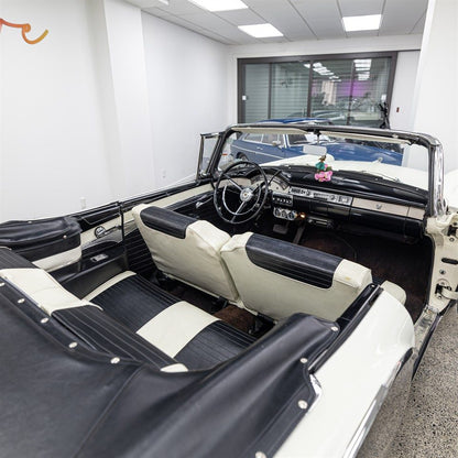 1957 Ford Fairlane Sunliner