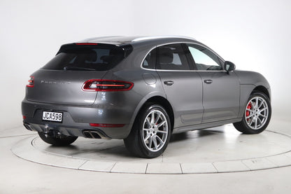 2015 Porsche Macan Turbo 4WD