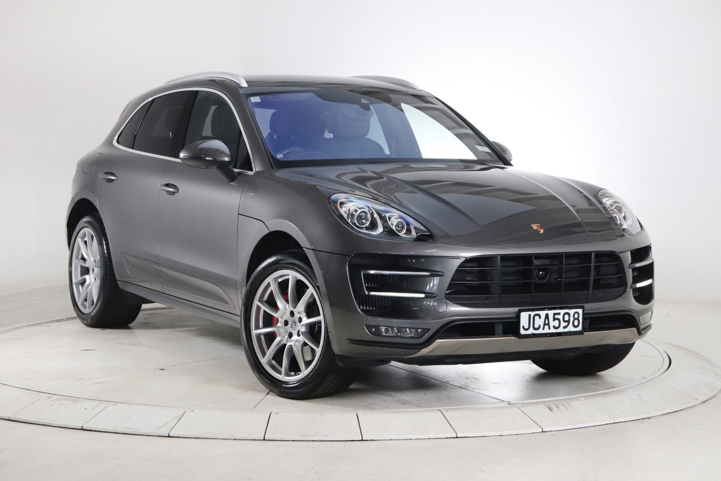 2015 Porsche Macan Turbo 4WD