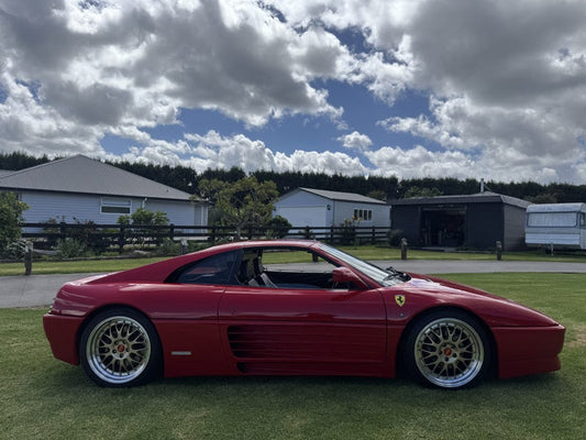 1992 Ferrari 348 - Manual