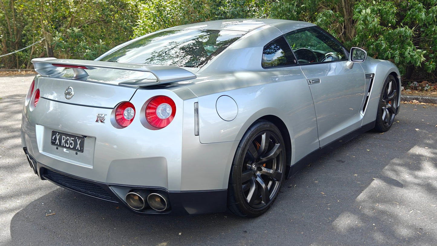 2009 Nissan GTR Premium Edition