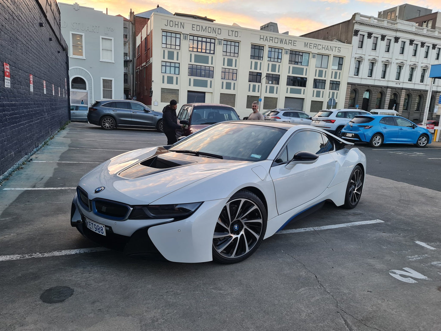 2015 BMW i8