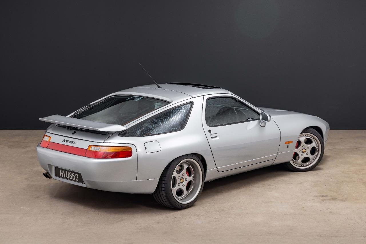 1992 Porsche 928 GTS
