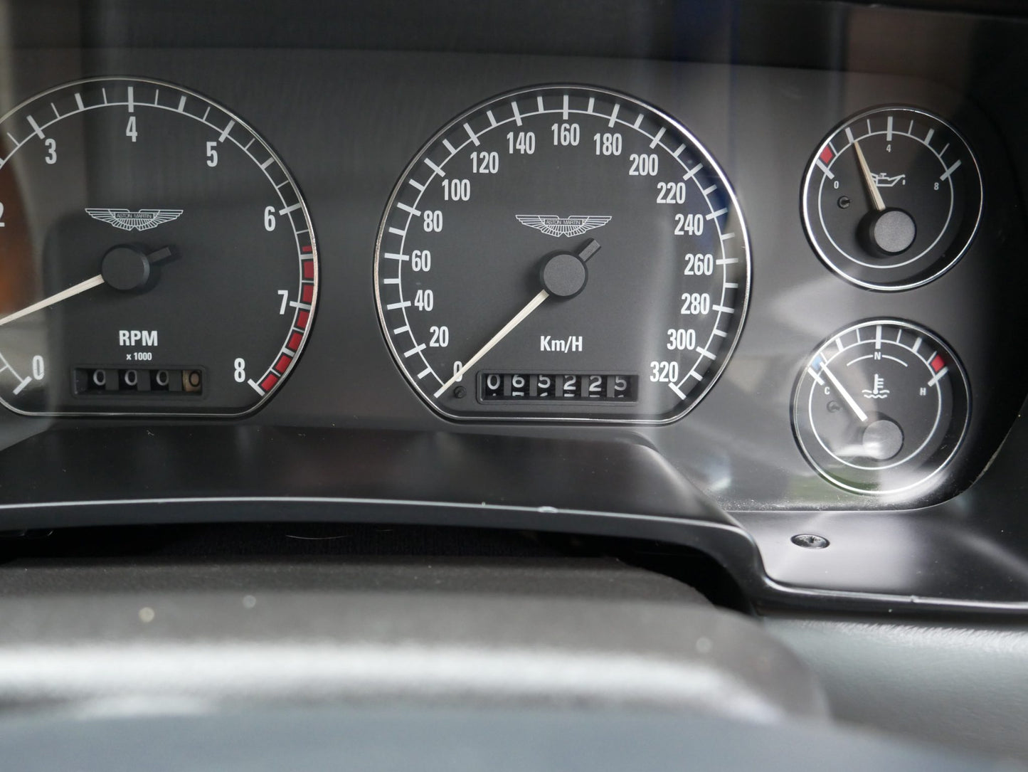 2000 Aston Martin DB7 Vantage