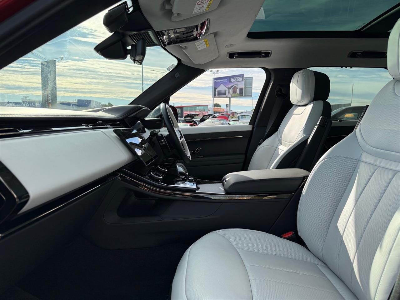 2023 Land Rover Range Rover Sport D300 Autobiography New Model