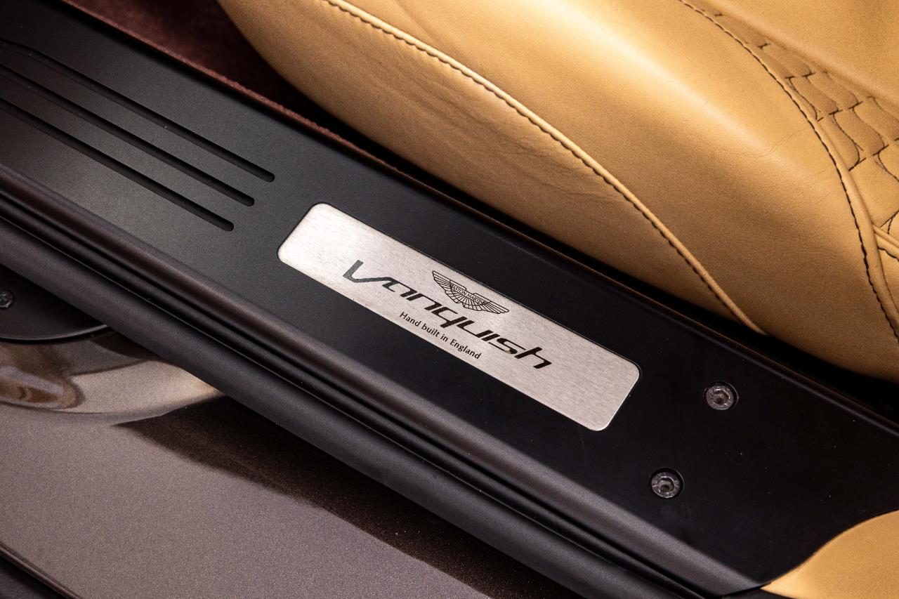 2013 Aston Martin Vanquish Coupe
