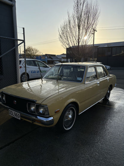1976 Toyota Corona 2000