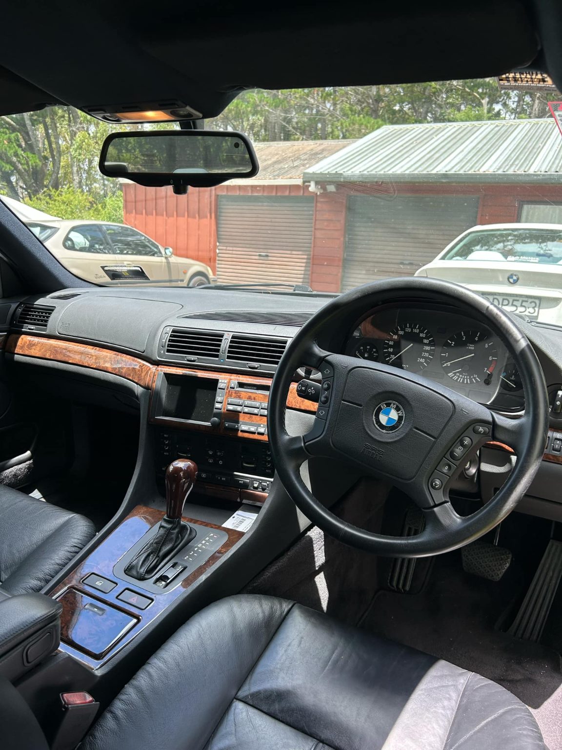 1995 BMW 740i