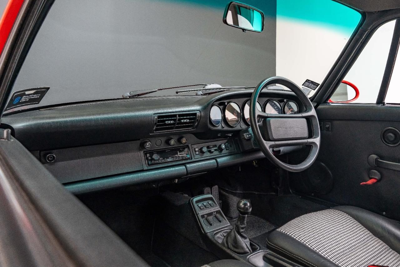 1990 Porsche 911 Carrera 4 Coupe 3.6 (964)