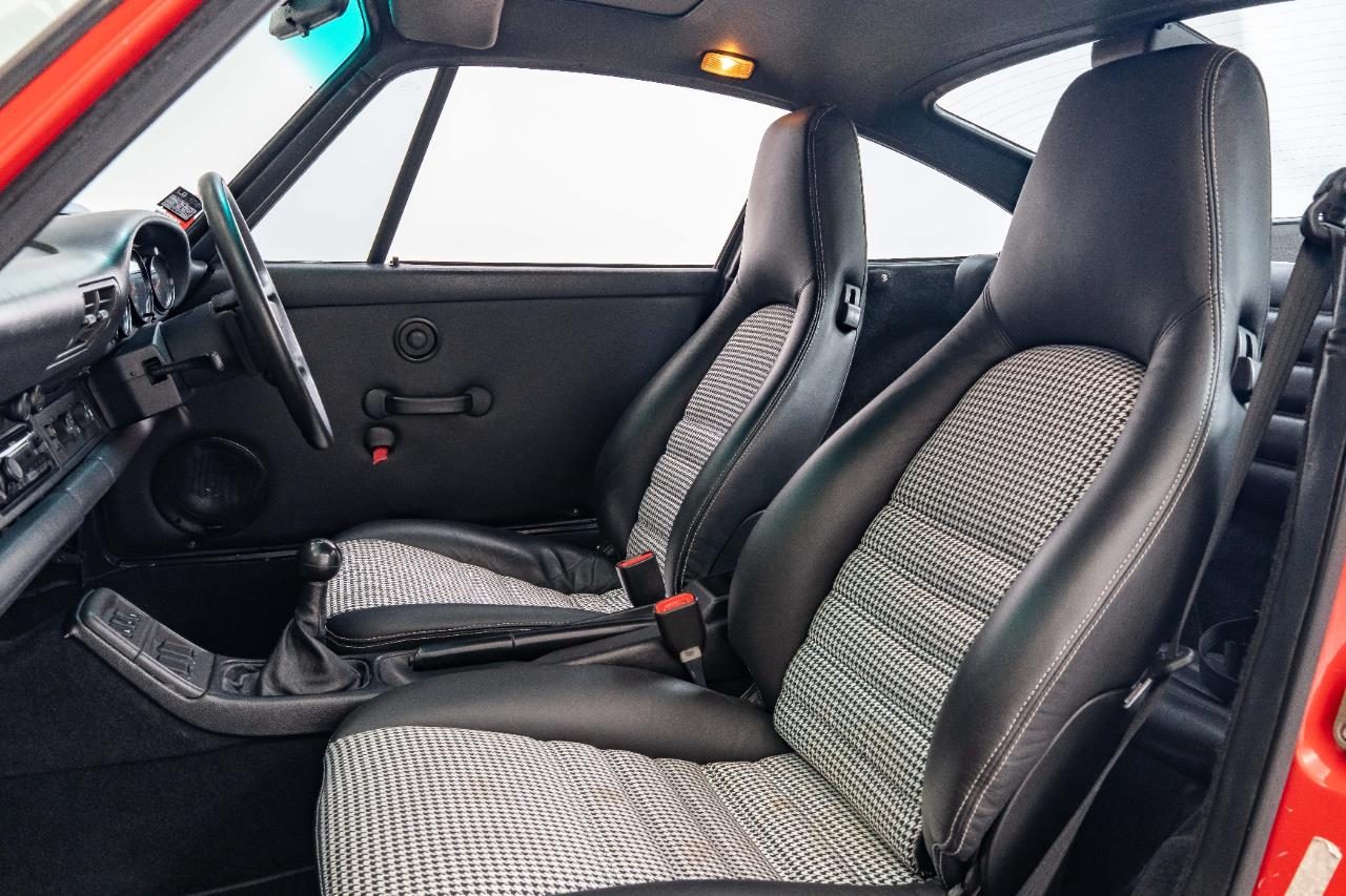 1990 Porsche 911 Carrera 4 Coupe 3.6 (964)
