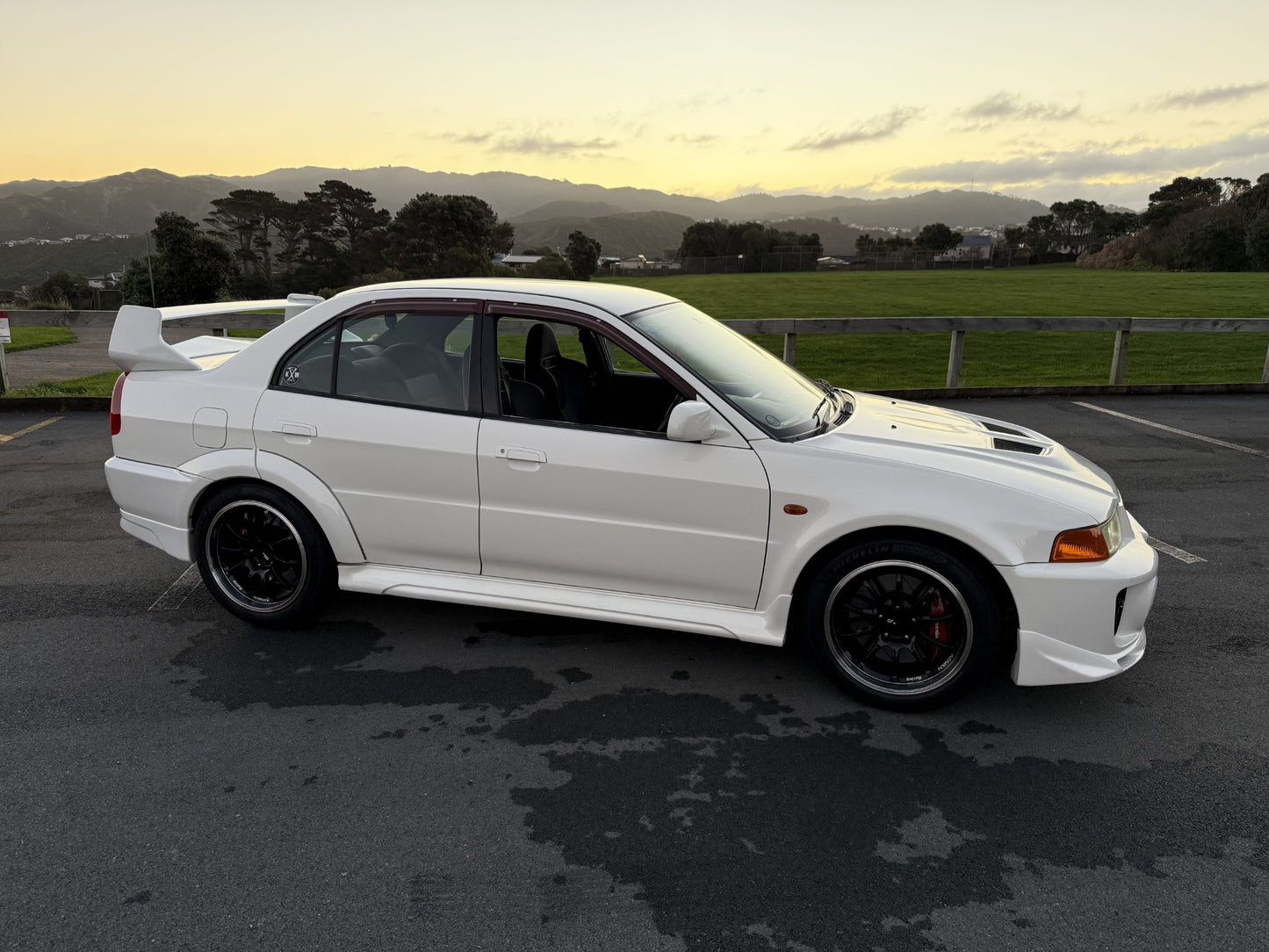 1998 Mitsubishi Lancer Evolution V/5
