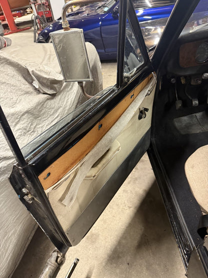 1968 Mazda T2000 3 wheel truck