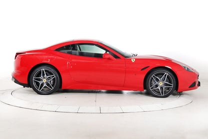 2016 Ferrari California T