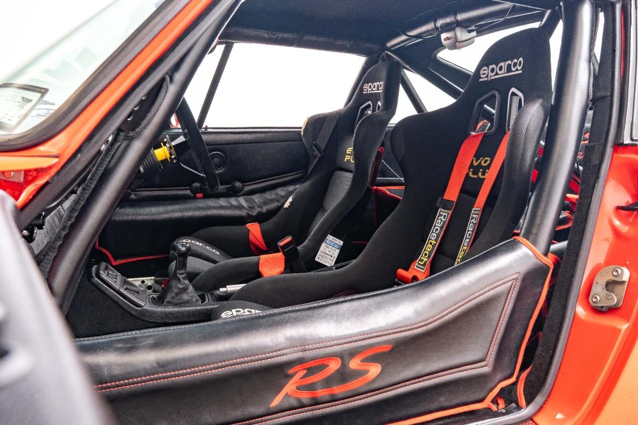 1990 Porsche 911 Carrera 2 Coupe 3.8 (964)