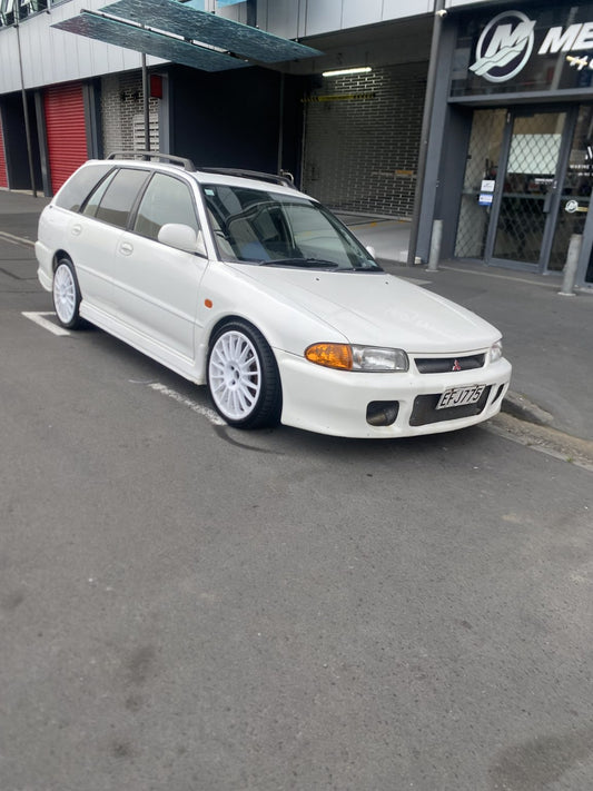 1998 Mitsubishi Libero