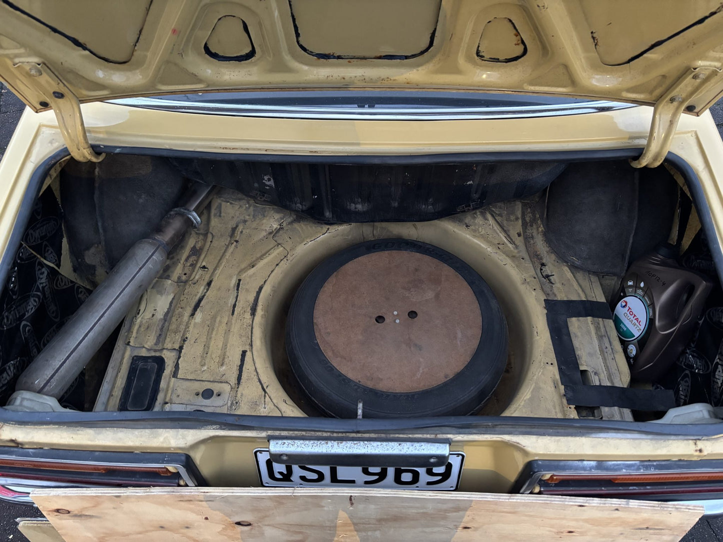 1976 Toyota Corona 2000