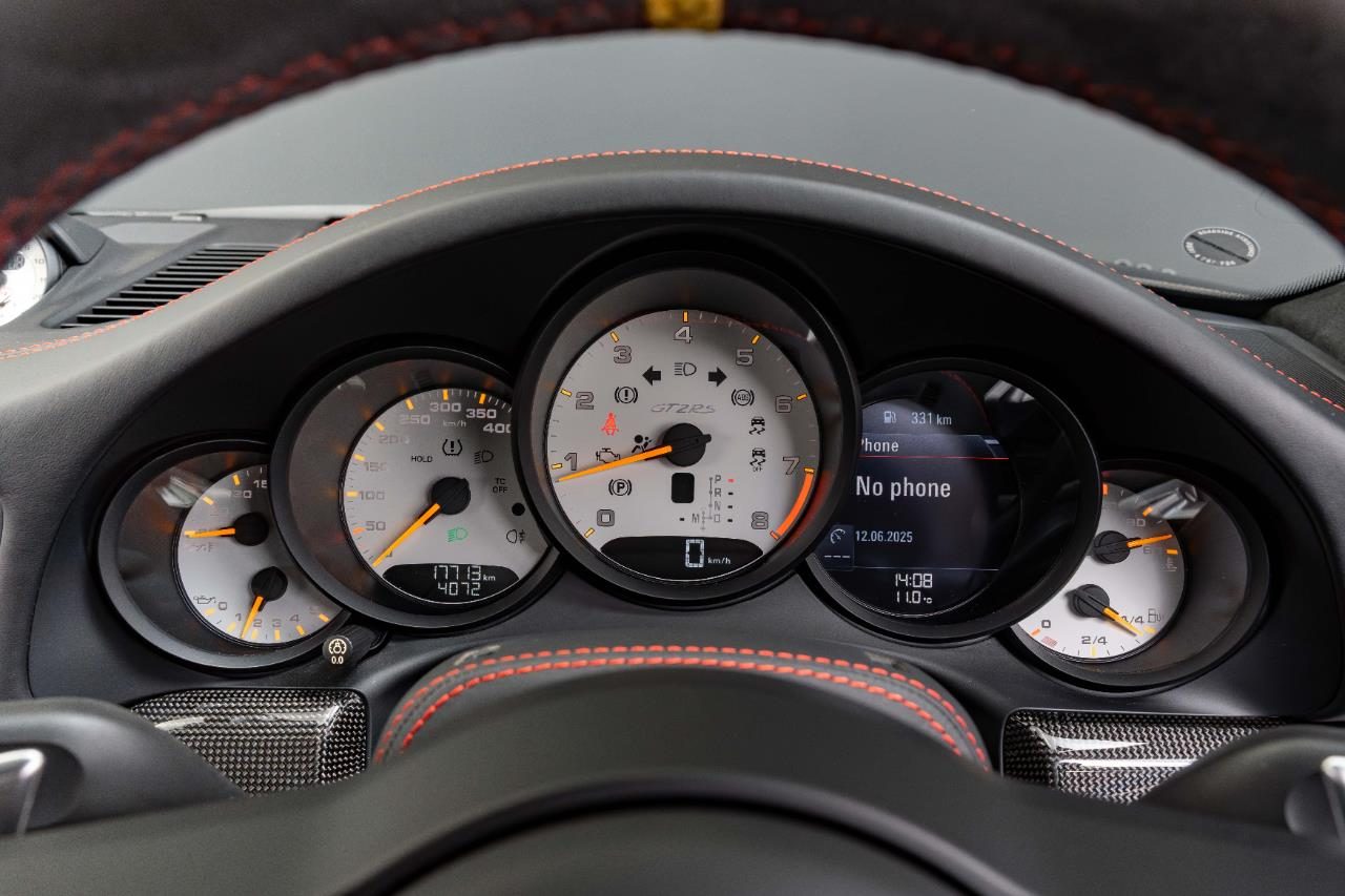 2019 Porsche 911 GT2 RS 3.8PT/6AM