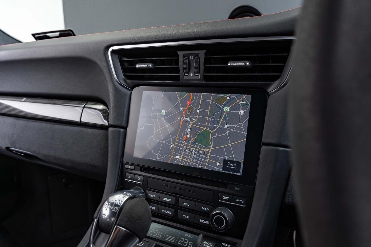 2019 Porsche 911 GT2 RS 3.8PT/6AM