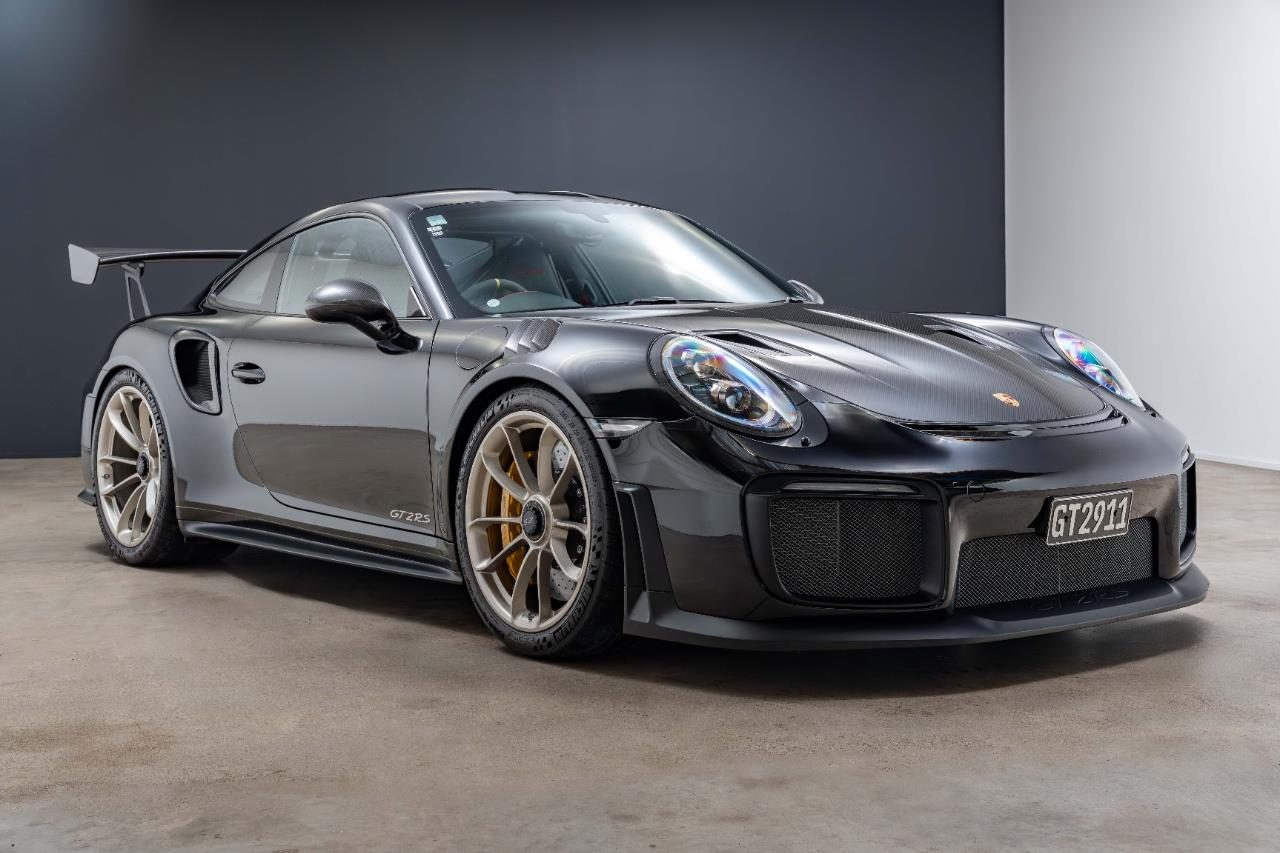 2019 Porsche 911 GT2 RS 3.8PT/6AM