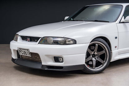 1995 Nissan Skyline GT-R V-Spec (R33)