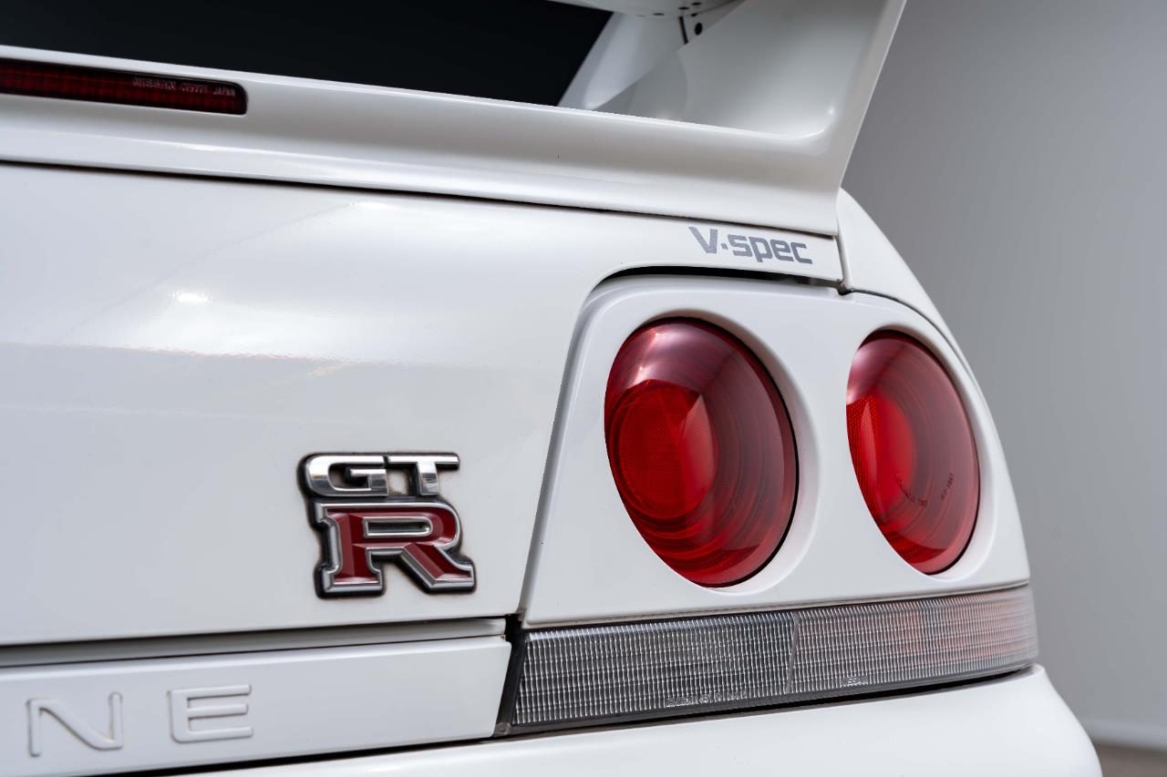 1995 Nissan Skyline GT-R V-Spec (R33)