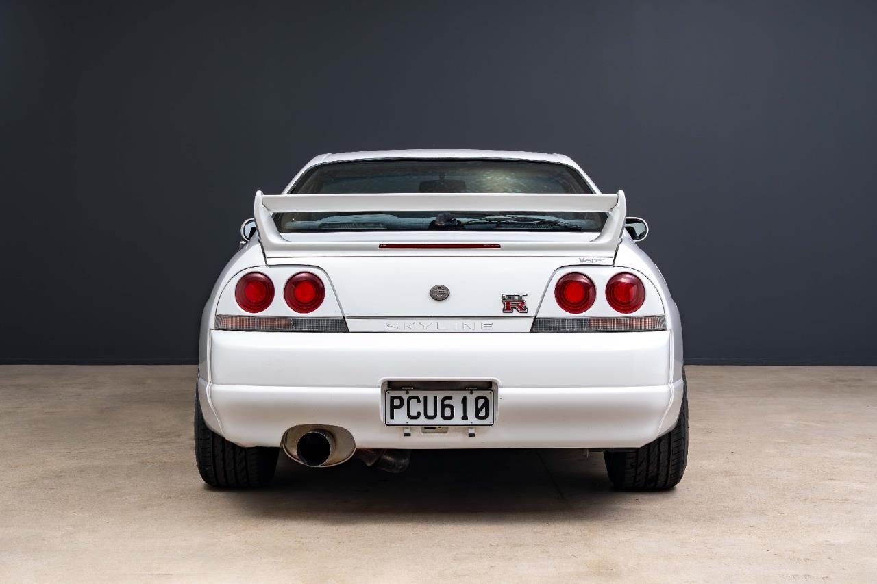 1995 Nissan Skyline GT-R V-Spec (R33)