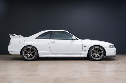 1995 Nissan Skyline GT-R V-Spec (R33)