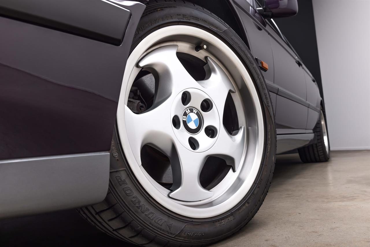 1992 BMW M5 SEDAN (E34)