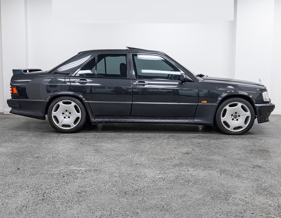 1989 Mercedes-Benz 190 E Cosworth 16-2.5L