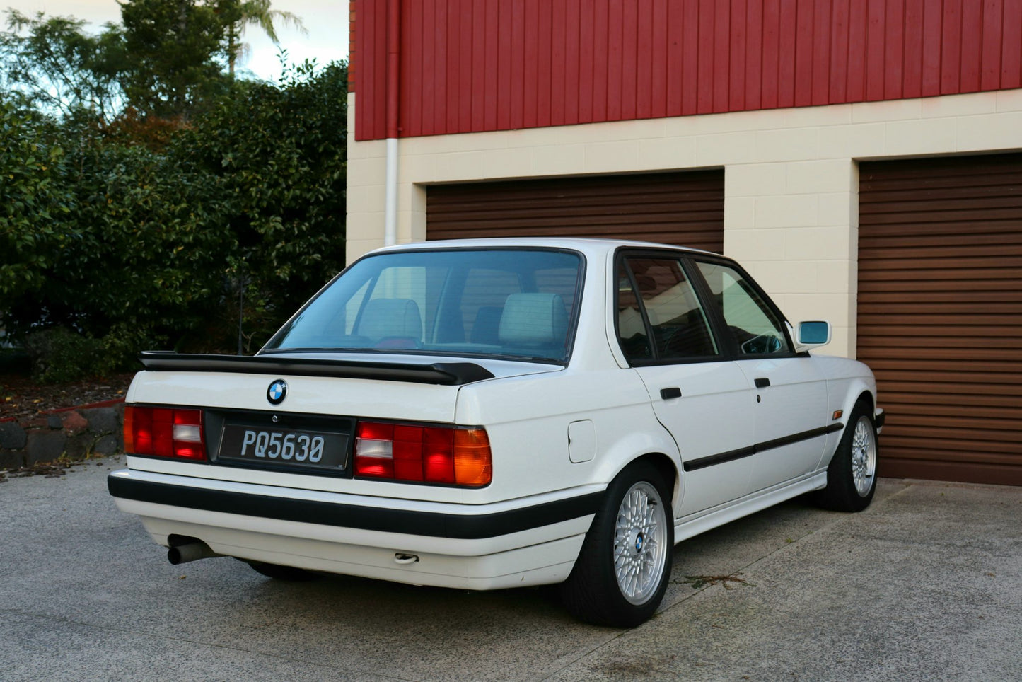 1990 BMW 325i 320i SE