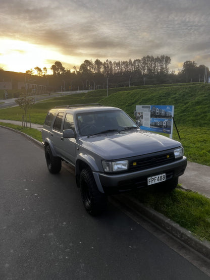 1992 Toyota Hilux V8 Surf