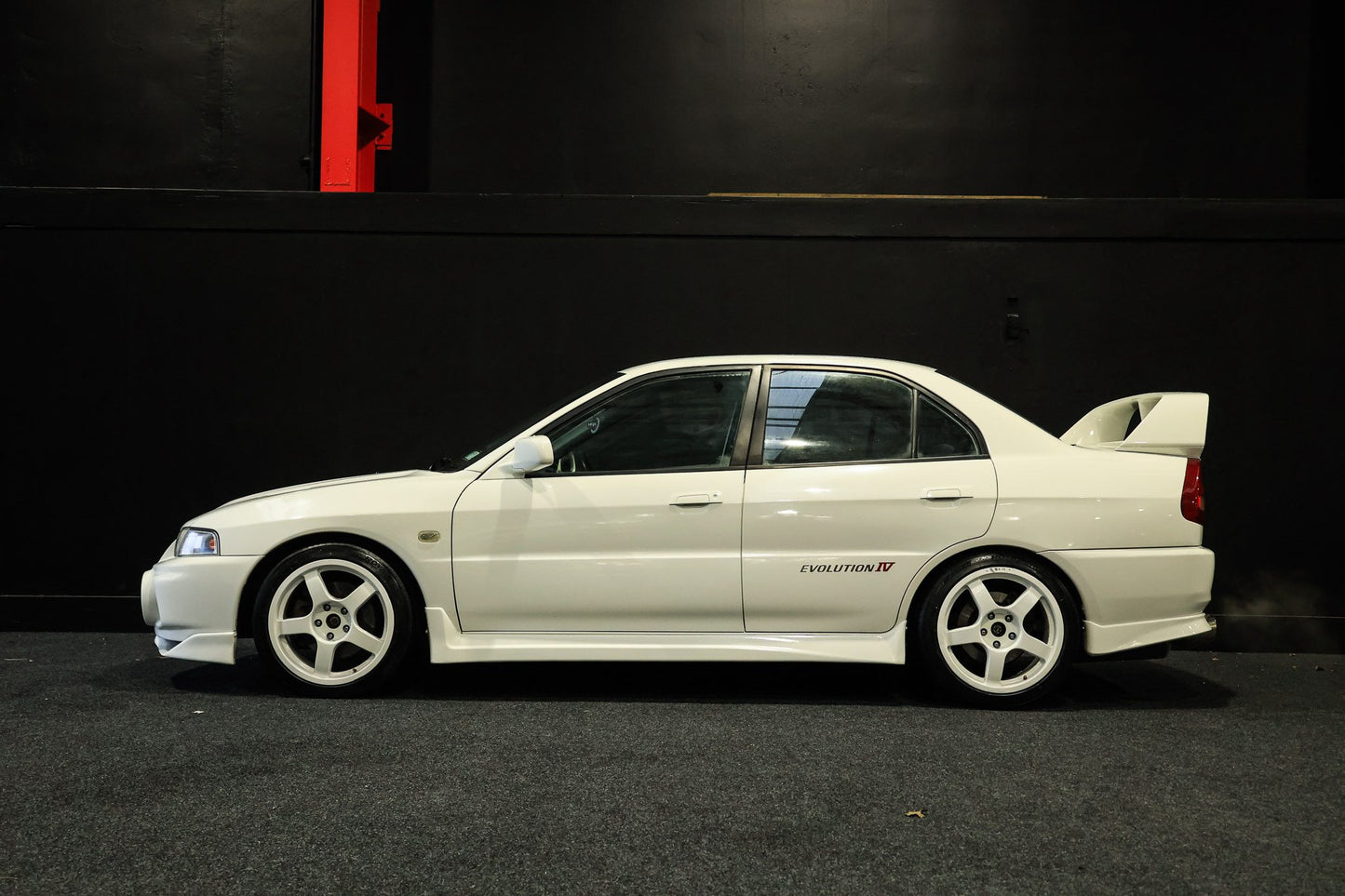1996 Mitsubishi Lancer | EVOLUTION IV!