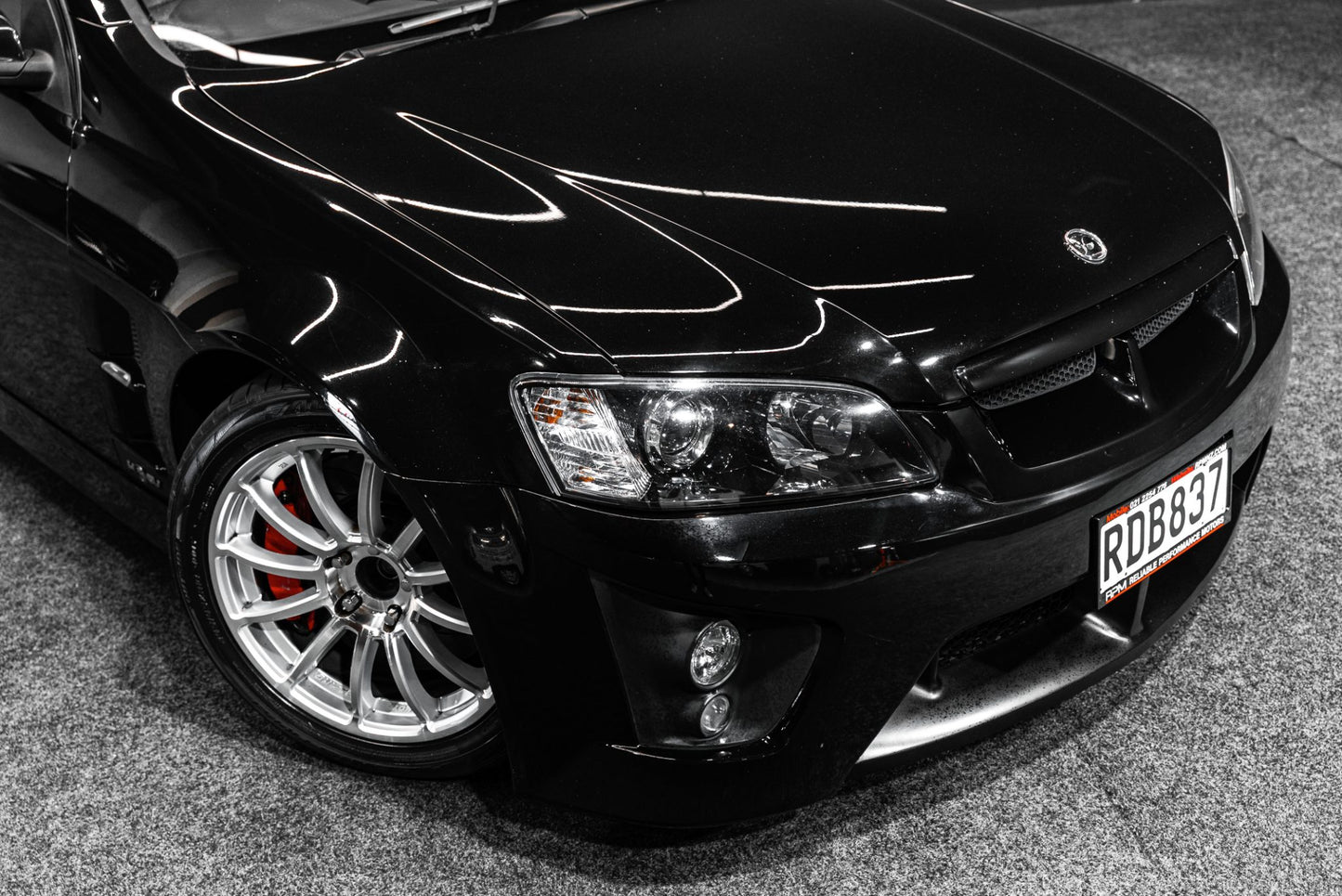 2007 Holden Commodore VE Clubsport R8 - 6SP + MODS!