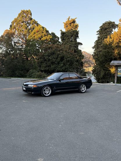1991 Nissan Skyline GTS-4 5 speed