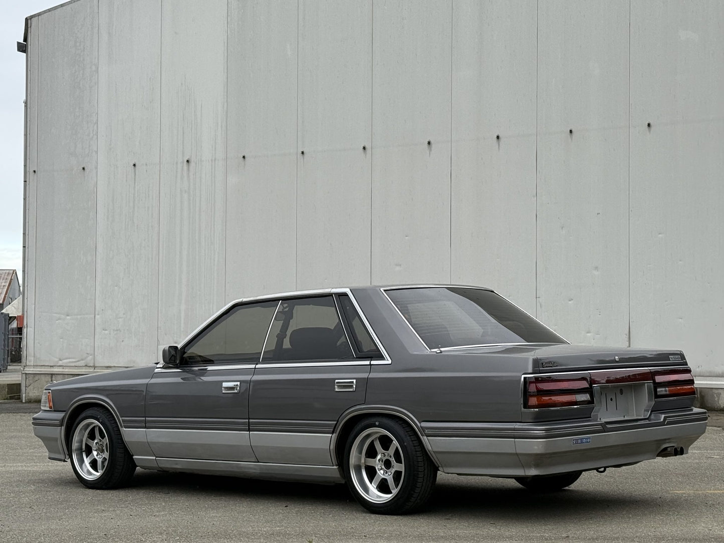 1986 Nissan Laurel C32 factory manual sedan