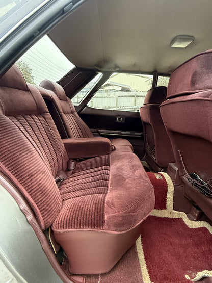 1986 Nissan Laurel C32 factory manual sedan