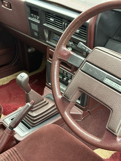 1986 Nissan Laurel C32 factory manual sedan