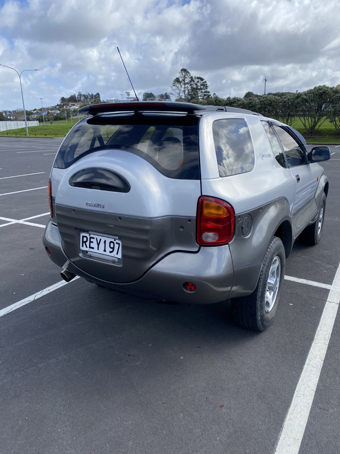 1997 Isuzu Vehicross
