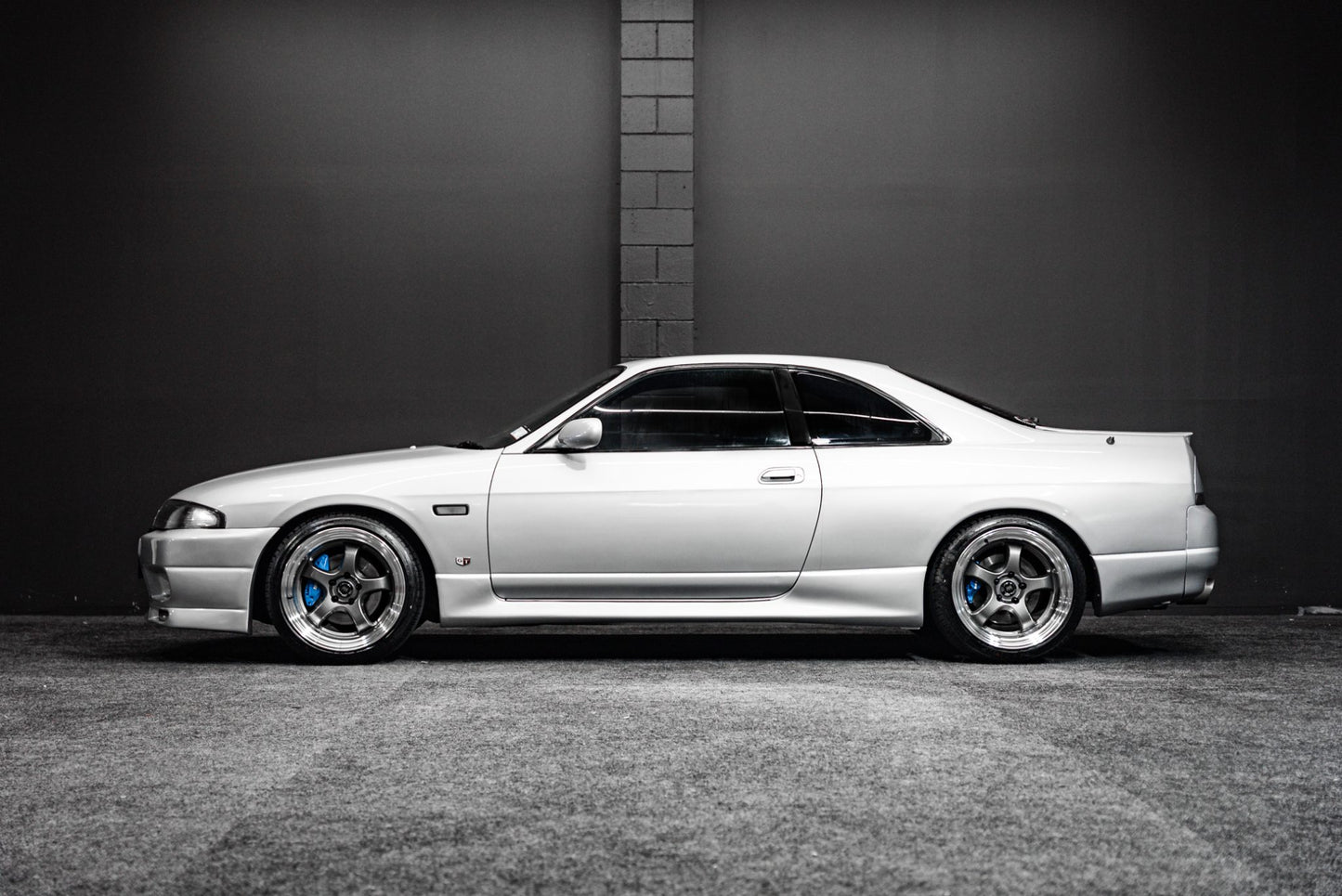 1994 Nissan Skyline GTS25T | Factory Manual Turbo