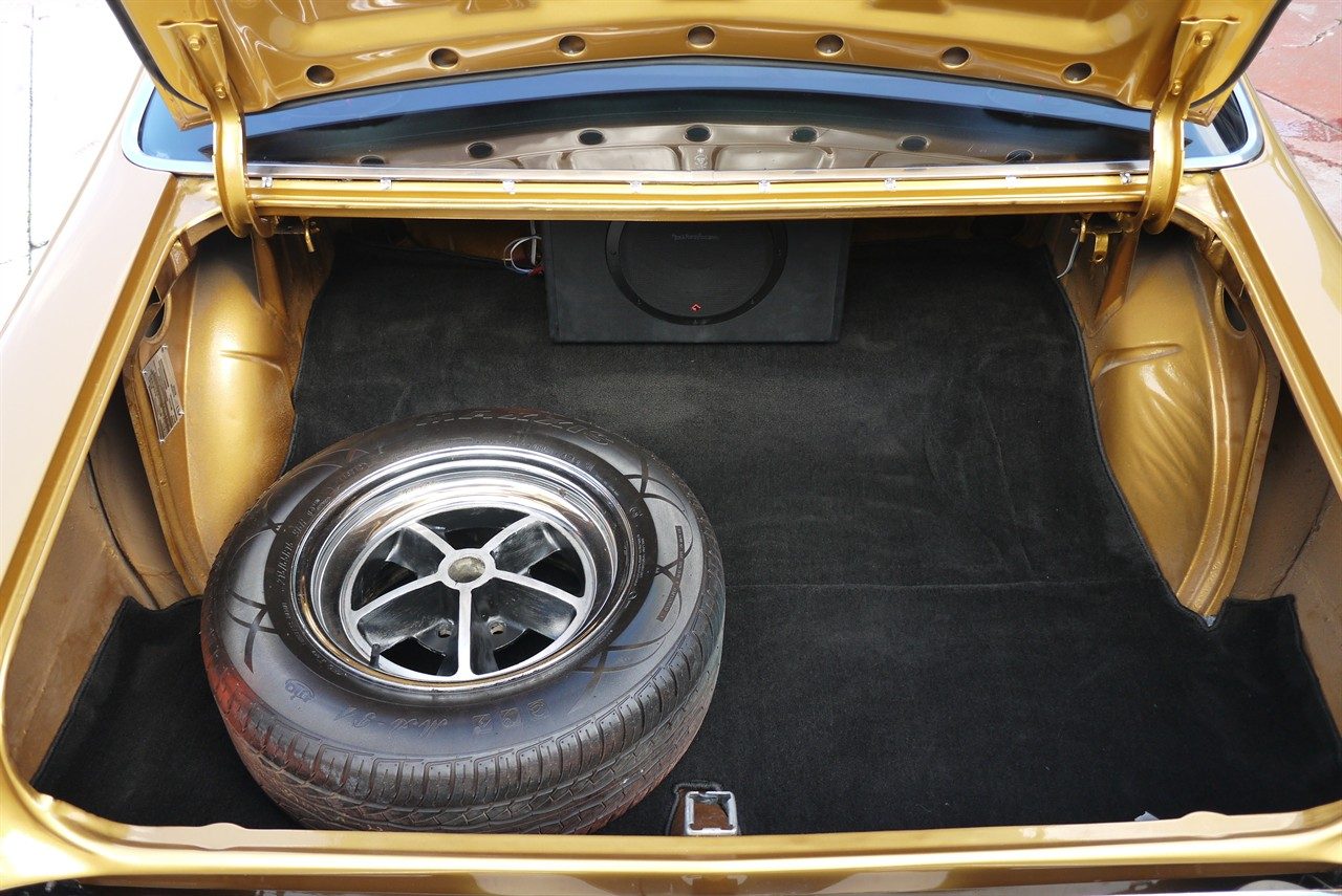 1972 Holden Kingswood HQ