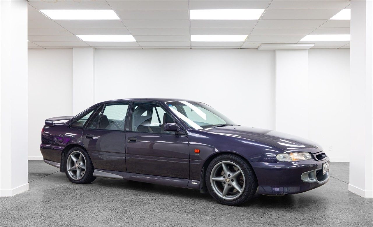 1995 Holden Commodore HSV SENATOR 215
