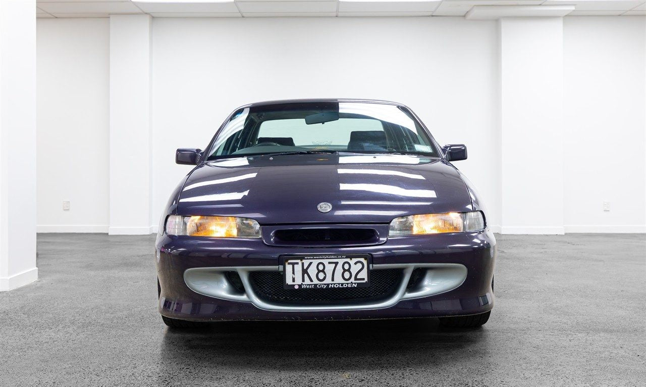1995 Holden Commodore HSV SENATOR 215