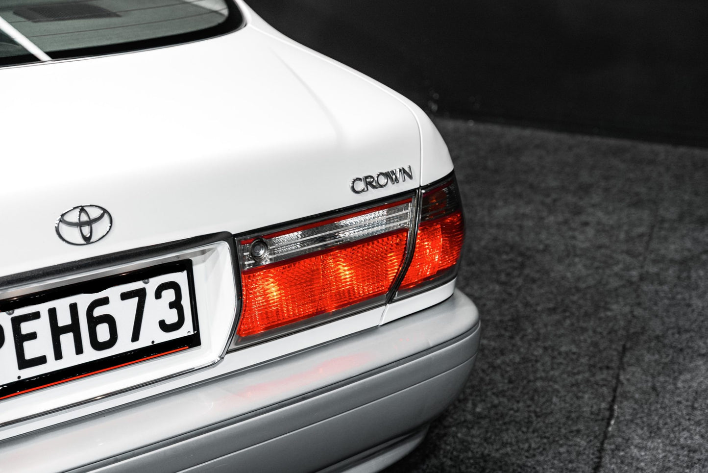 2000 Toyota Crown Athlete V | 1JZGTE - LOW KMS!