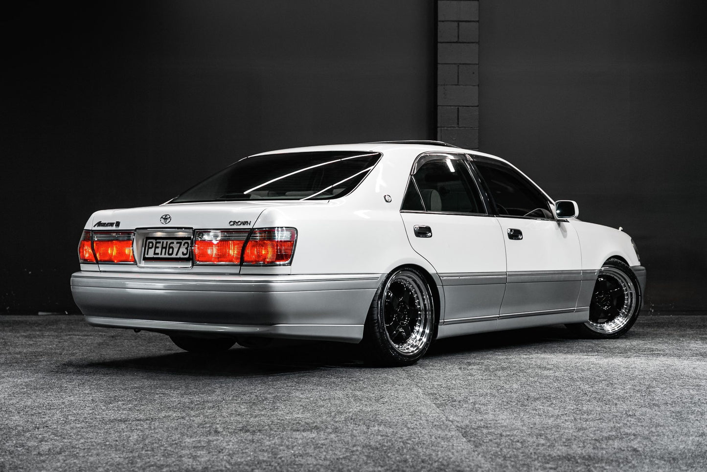 2000 Toyota Crown Athlete V | 1JZGTE - LOW KMS!
